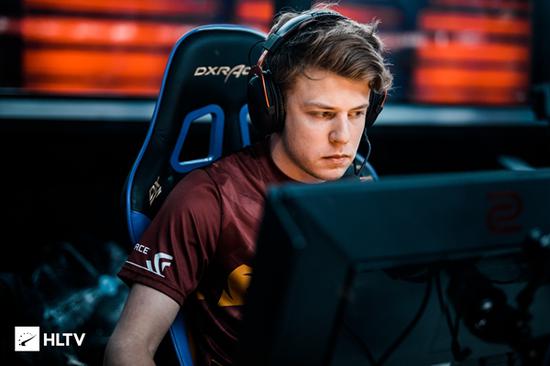 Knight第七次闯进LPL决赛，并且连续两年带队打进MSI